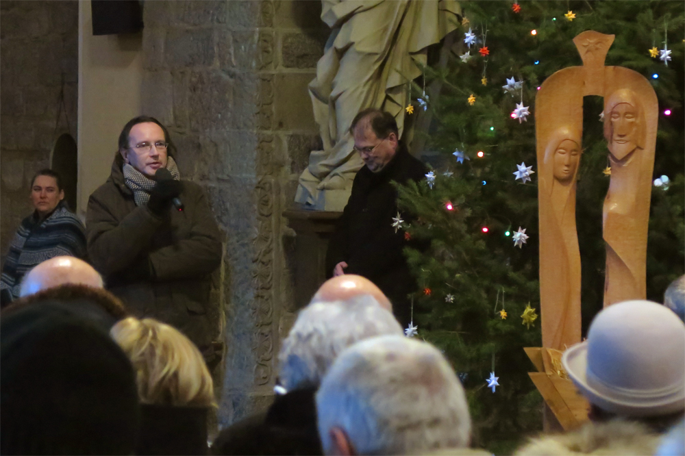 Novoroční tradice – v bazilice hrál Buš, následoval ohňostroj