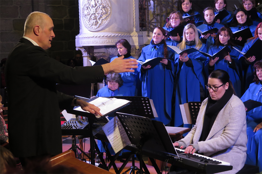 Vánoční koncert do baziliky sv. Prokopa přilákal stovky lidí