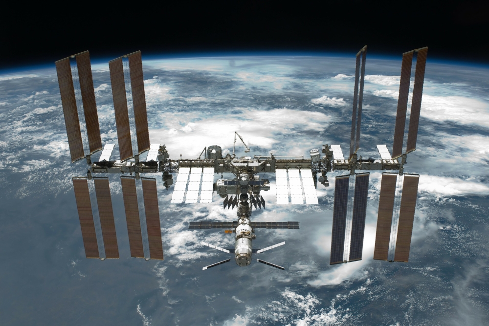 Jasná obloha přála pozorování průletu ISS
