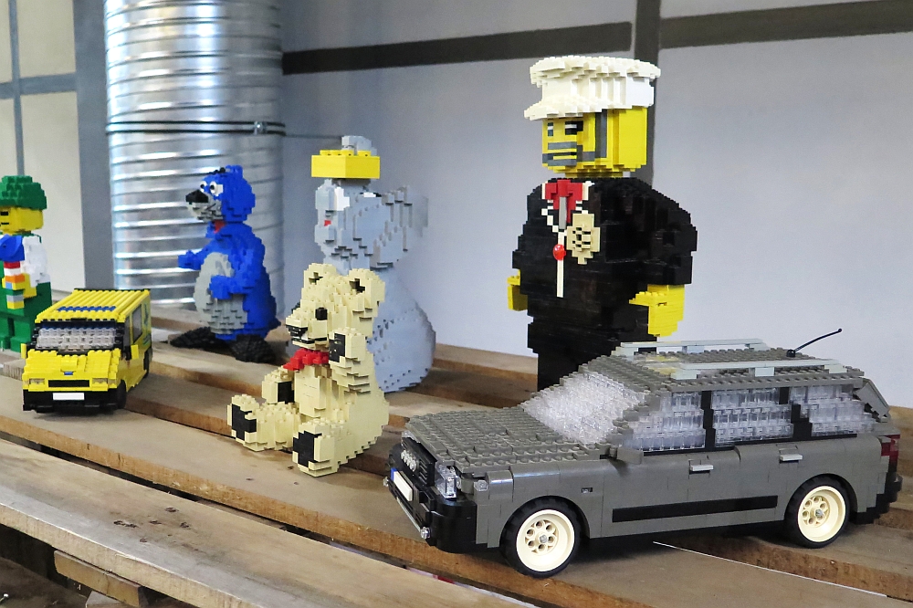Na výstavě si můžete Lego nejen prohlížet, ale také si z něj něco postavit.