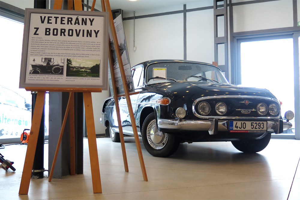 Tatra 603 je vystavena přímo ve foyer Alternátoru, lze ji tedy zhlédnout zcela zdarma.