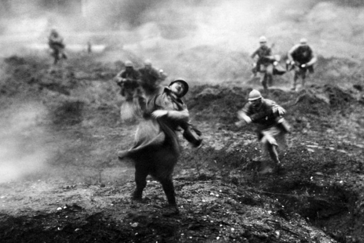 Velká válka si vyžádala životy milionů vojáků, ale i civilistů. Její důsledky však vyvolaly válku další, ještě ničivější.