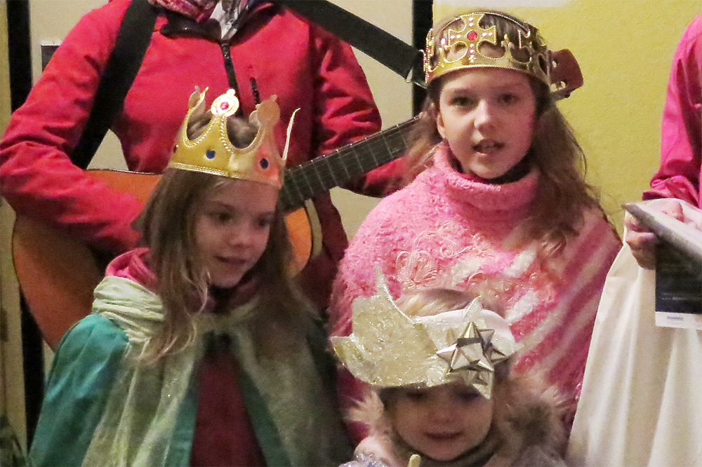 Tři králové (v tomto případě královny či možná ještě lépe princezny) už brzy zazvoní i u vás doma.